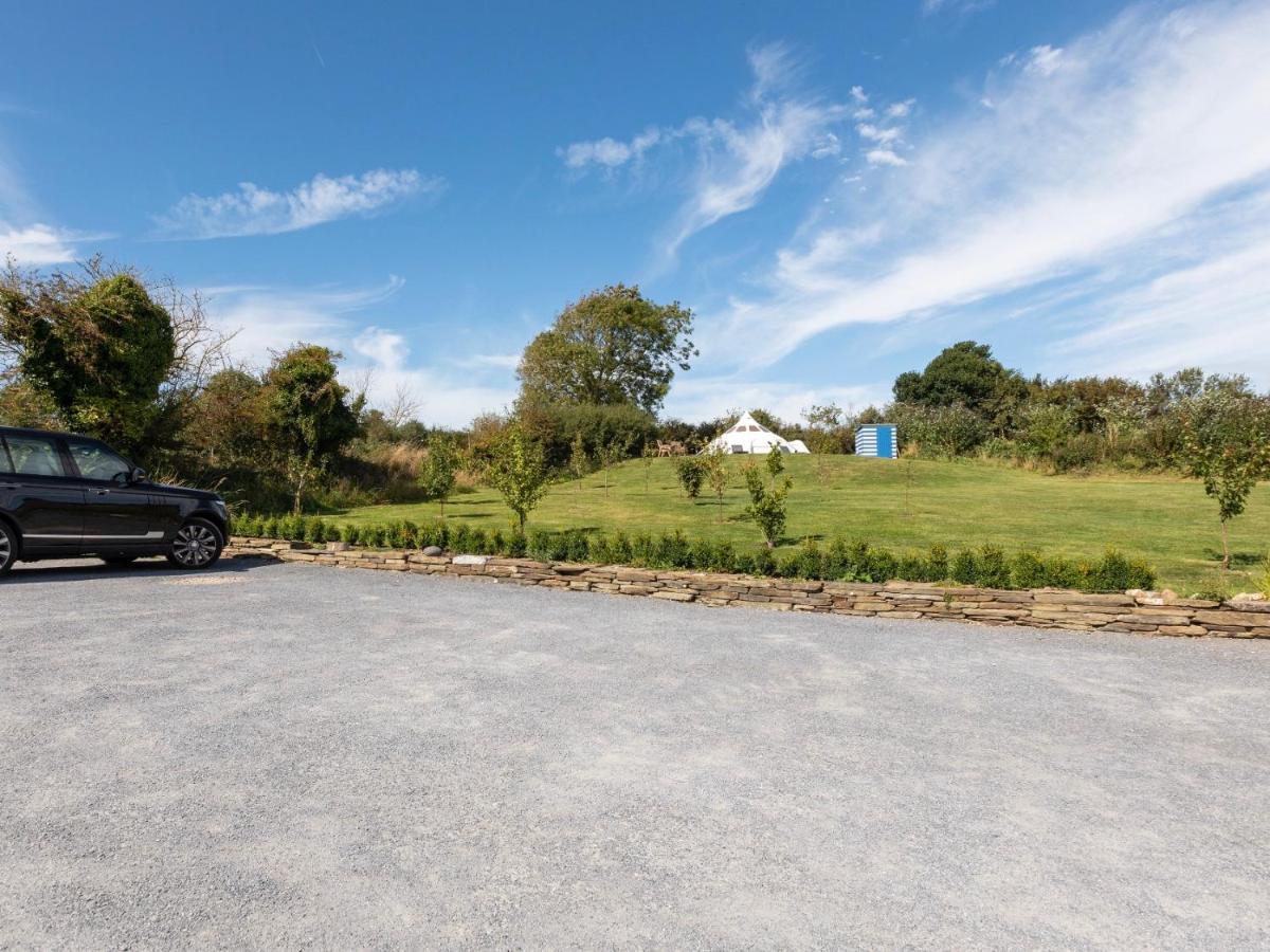 Horsemans Close キングスブリッジ エクステリア 写真